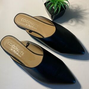 Coconuts by Matisse Black Mules